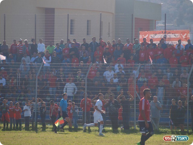 הקהל של ערערה היום במשחק (דאפר מחמיד)